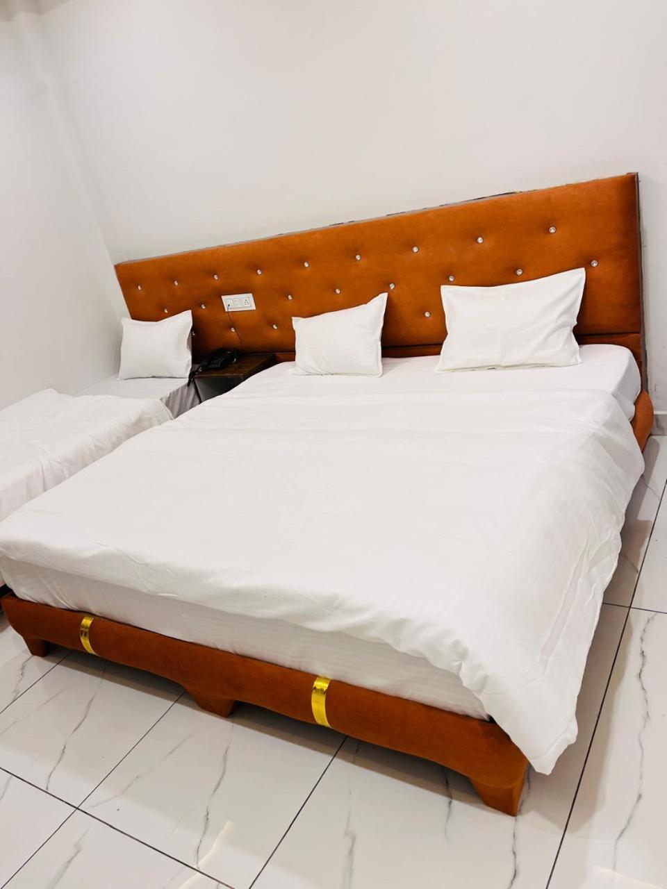 Hotel Shree Kedar Palace اوجاين المظهر الخارجي الصورة