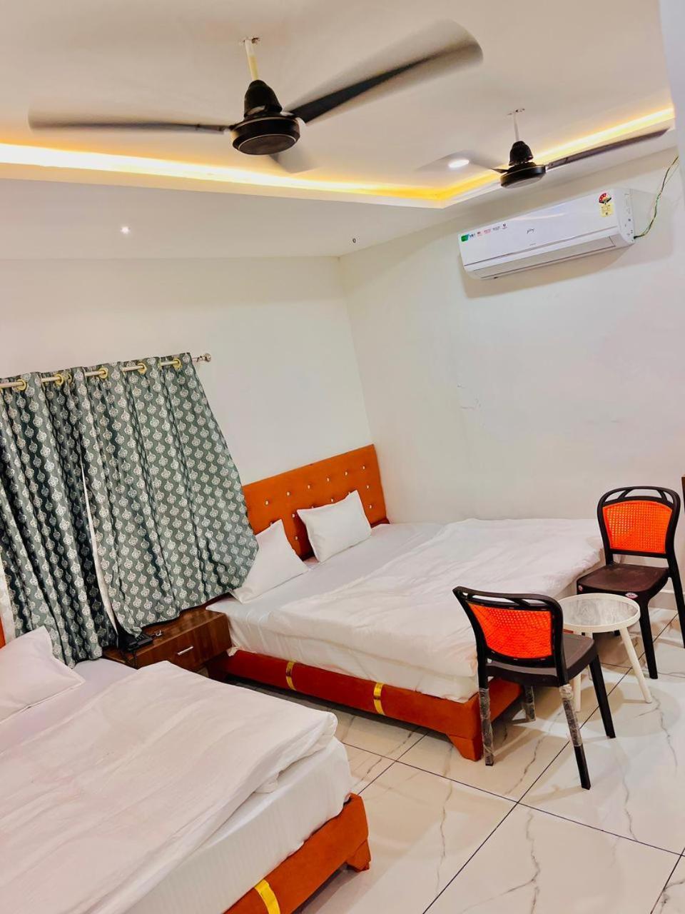 Hotel Shree Kedar Palace اوجاين المظهر الخارجي الصورة