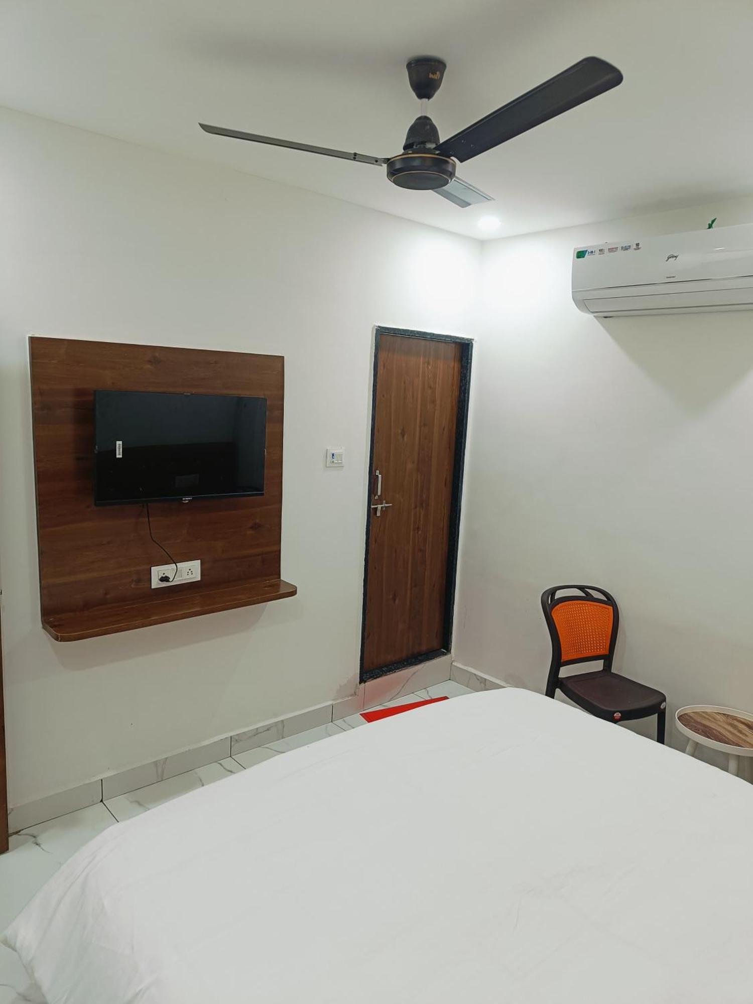Hotel Shree Kedar Palace اوجاين المظهر الخارجي الصورة